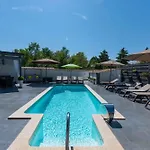 Apartment In - Istrien 42535